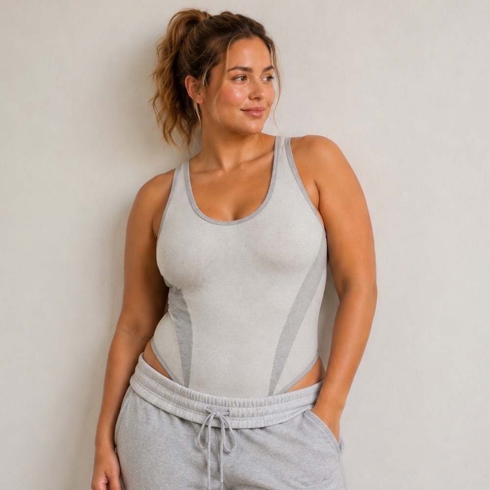Seamless Scoop Neck Tank Bodysuit - Light Gray
